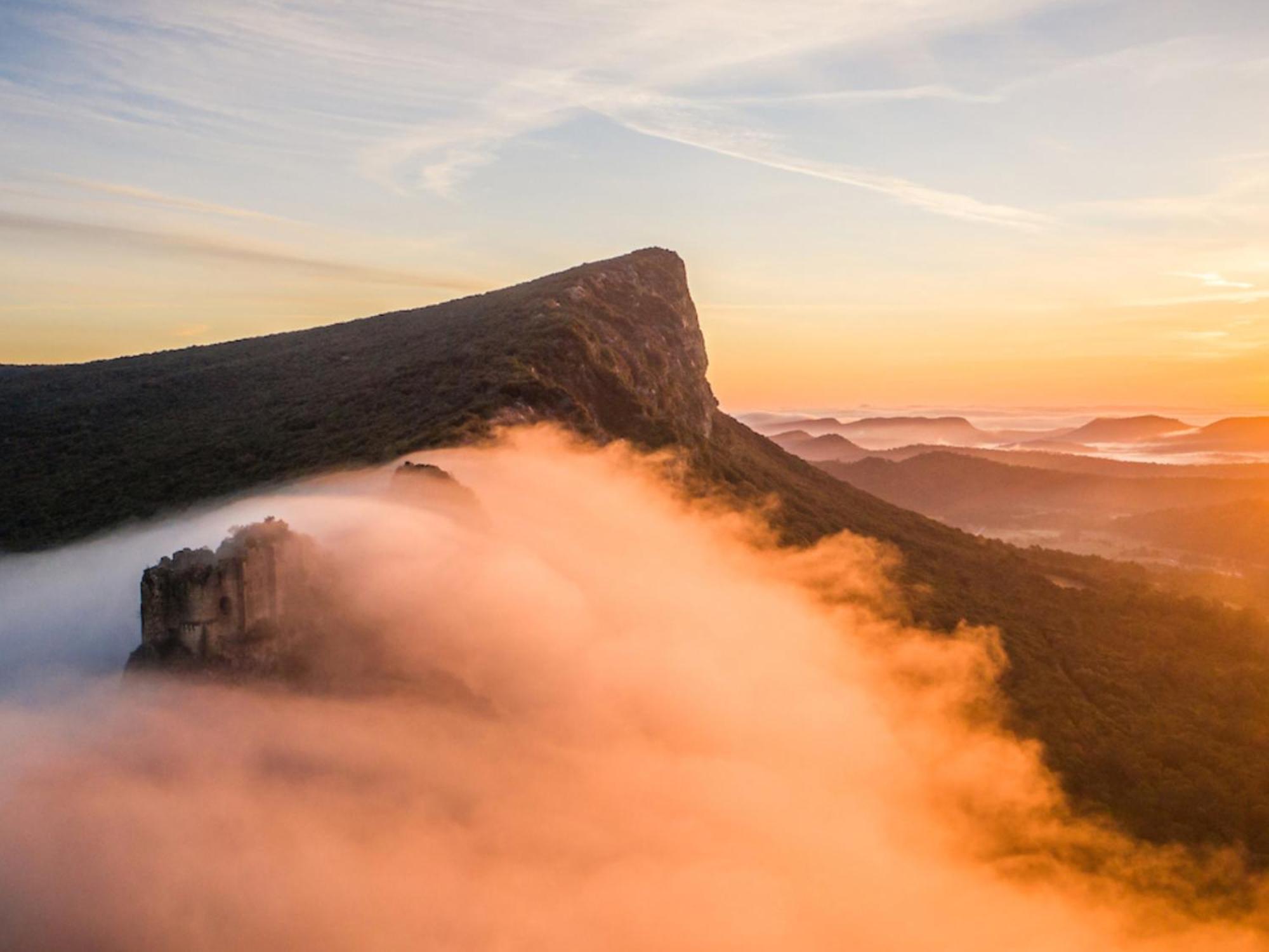 Le Castellas Du Pic St Loup Saint-Mathieu-de-Treviers Bagian luar foto